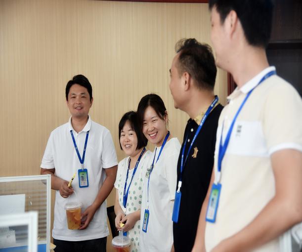 时博·体育_时博shibo（中国）工会开展“夏季送清凉”活动